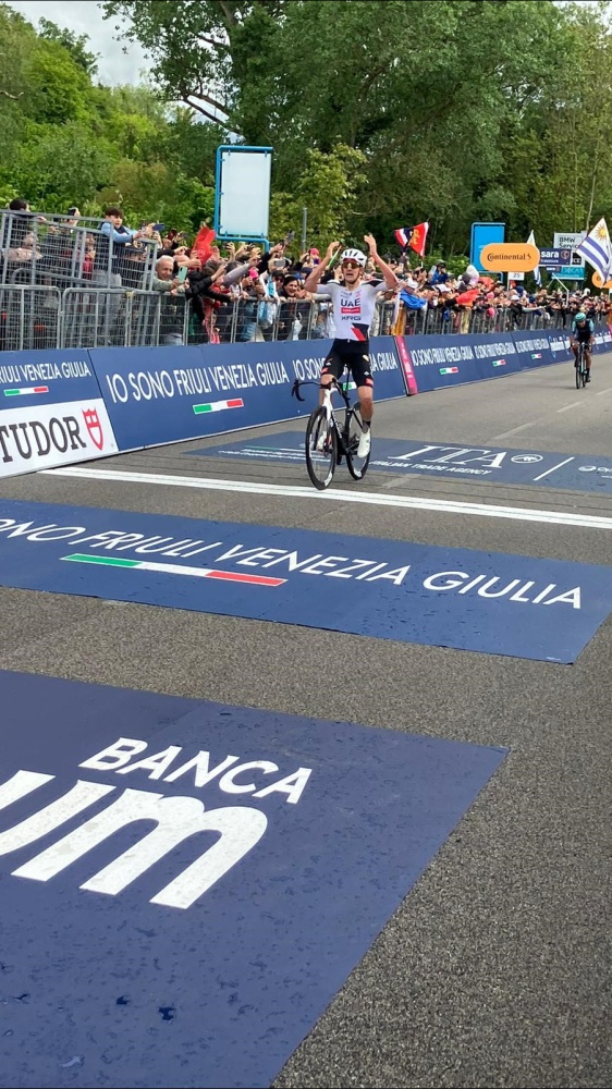 GIRO D’ITALIA, A POTENZA VINCE ARRIETA, EULALIO NUOVA MAGLIA ROSA