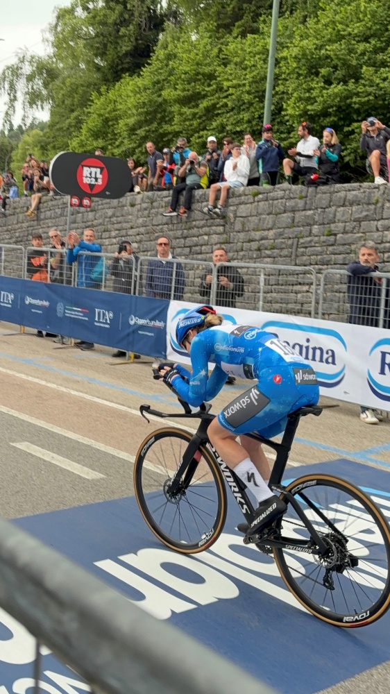 Giro d’Italia Women, Anna Van der Breggen domina la quarta frazione e va in maglia rosa