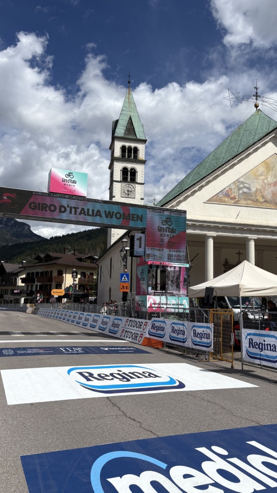 Giro d’Italia Women, Demi Vollering vince la quinta tappa. Van der Breggen resta in rosa - 