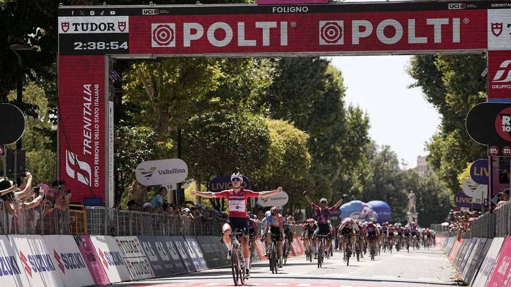 Giro d’Italia Women, Lotte Kopecky firma la quinta tappa, Longo Borghini si conferma in rosa