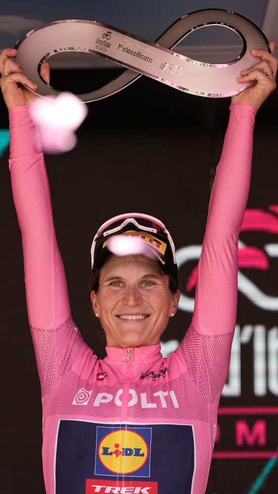 Giro d’Italia Women, vittoria a Elisa Longo Borghini, successo italiano dopo 16 anni