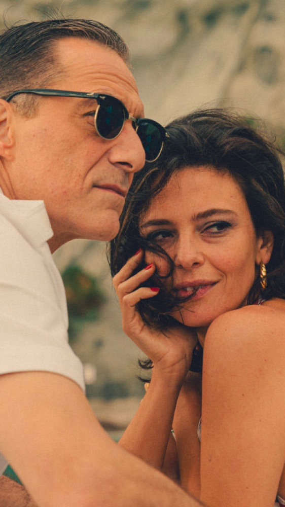 Gli occhi degli altri, trama e recensione del film di Andrea De Sica da oggi nelle sale