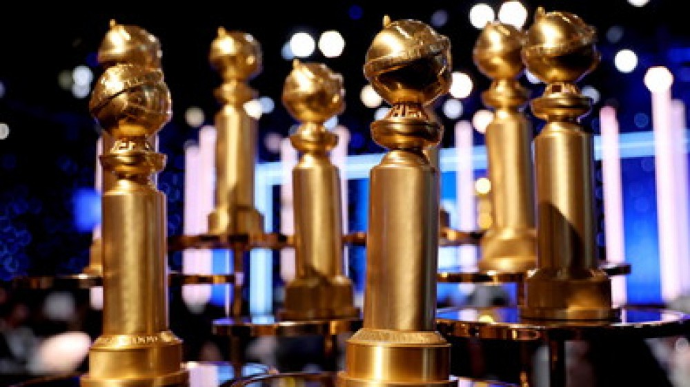 Golden Globes, delusione per Paolo Sorrentino che resta a bocca asciutta, il miglior film straniero è giapponese