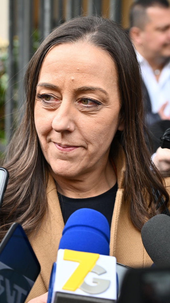 Sindaci e governatori più amati, al primo posto Funaro (Firenze) e Decaro (Puglia)