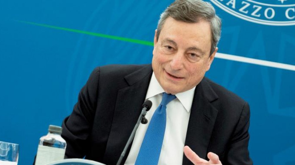 Governo, Draghi vede Mattarella e lavora sul decreto per il caro bollette, ma la maggioranza è divisa