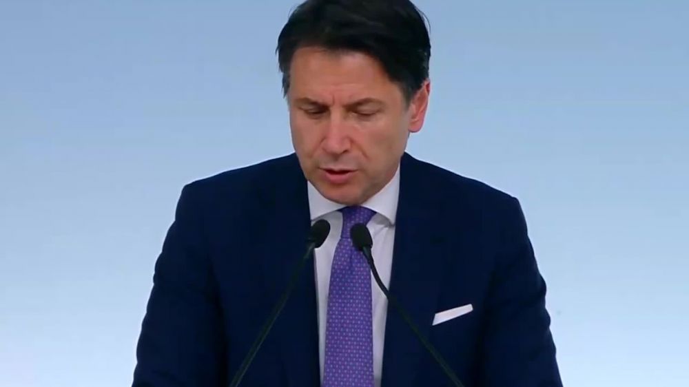 Governo, la sfida Conte-Renzi continua