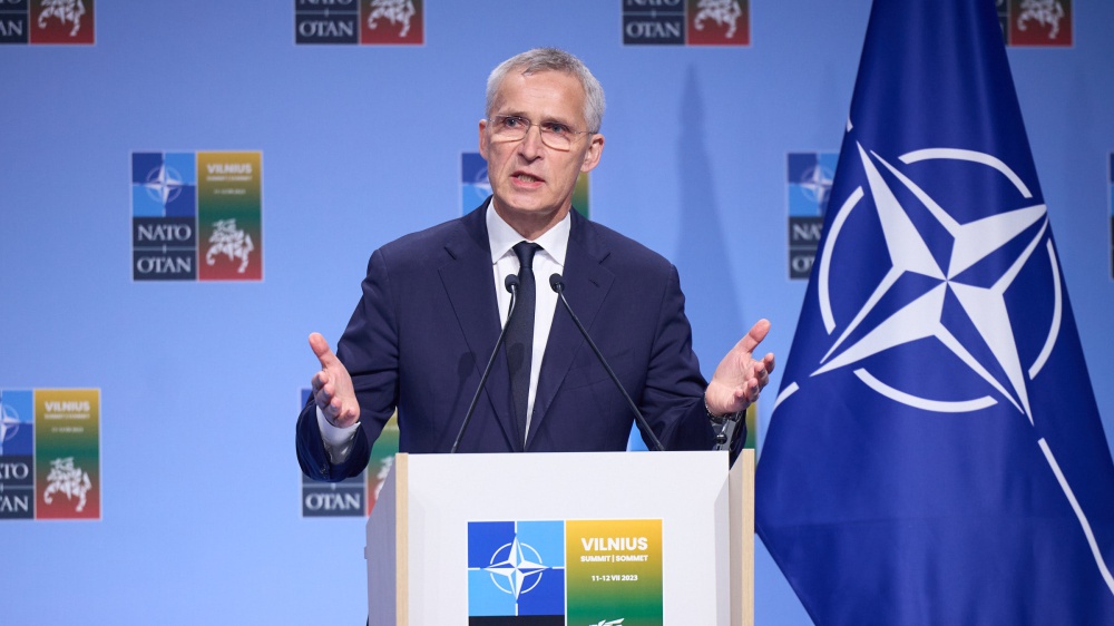 Guerra in Ucraina: Nato,  spetta a Kiev decidere quando avviare i negoziati di pace