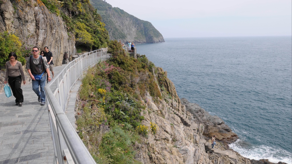 Ha riaperto la Via dell'Amore, il sentiero più romantico d’Italia, il cammino mozzafiato nelle Cinque Terre