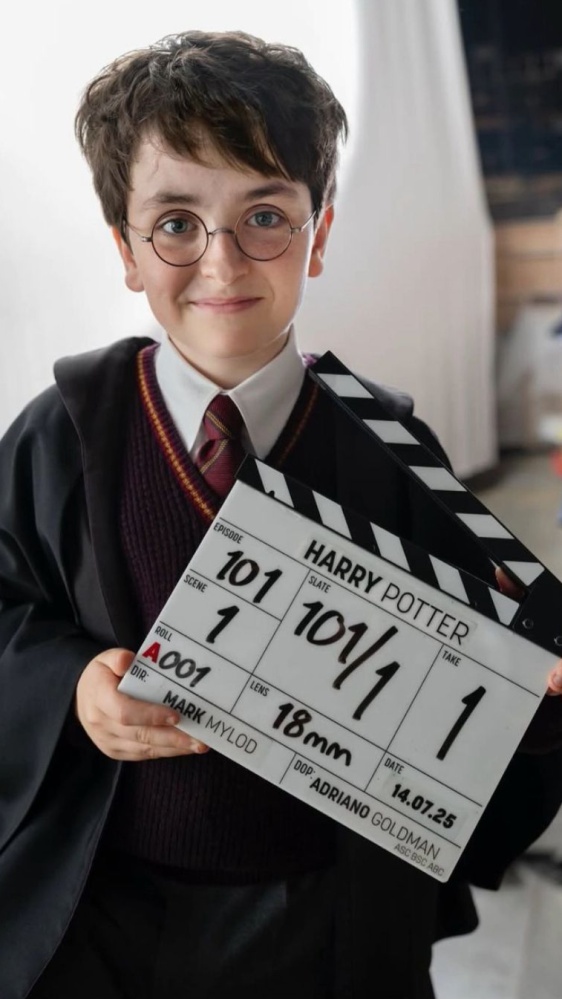 Harry Potter, svelata la prima immagine di Dominic McLaughlin dal set della serie TV