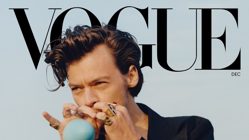 Harry Styles è il primo cover-boy su Vogue, ma scoppia la polemica