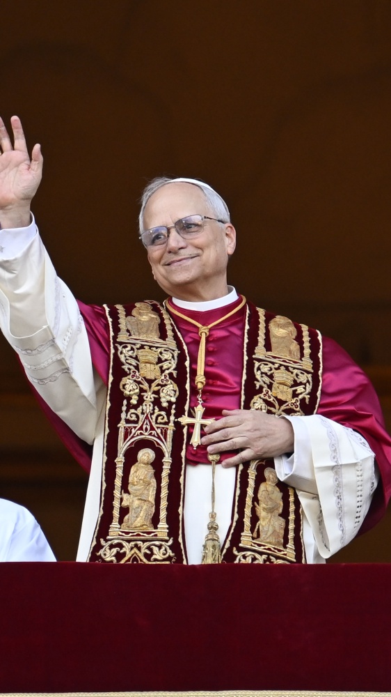 Il cardinale americano Robert Francis Prevost è il 267esimo Papa, si chiamerà Leone XIV
