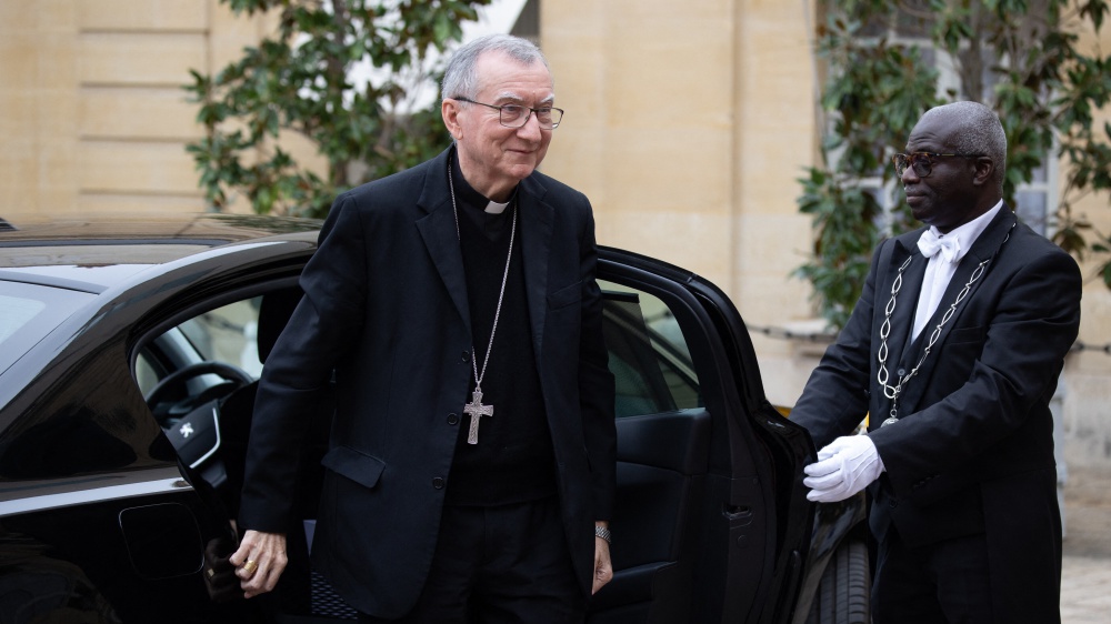 Il cardinale Parolin precisa la posizione del Vaticano: la Russia fermi l'invasione in Ucraina, poi via ai negoziati