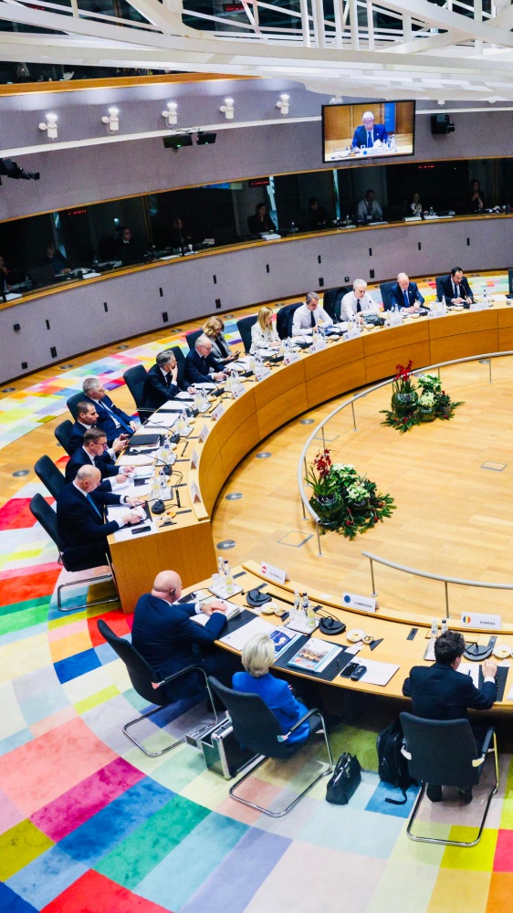 Il Consiglio Europeo decide sull’utilizzo dei 200 miliardi di asset russi congelati per finanziare la resistenza di Kiev