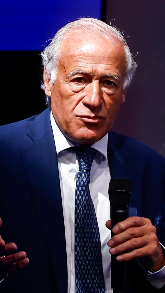 Il grido d'allarme di Antonio Marano, Presidente Confindustria Radio Tv, a RTL 102.5: "Le big tech non investono sul territorio. Stanno costruendo auto senza radio, la mobilità è il primo punto di riferimento dell'ascolto e della radiofonia"