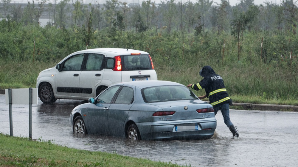 Il maltempo non molla, nei prossimi giorni precipitazioni variabili in molte regioni, Liguria in difficoltà