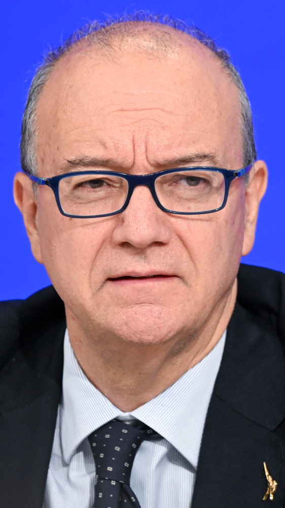 Il Ministro Valditara ai maturandi a RTL 102.5: “Non abbiamo bisogno di persone perfette ma di chi sa riflettere sui propri errori”