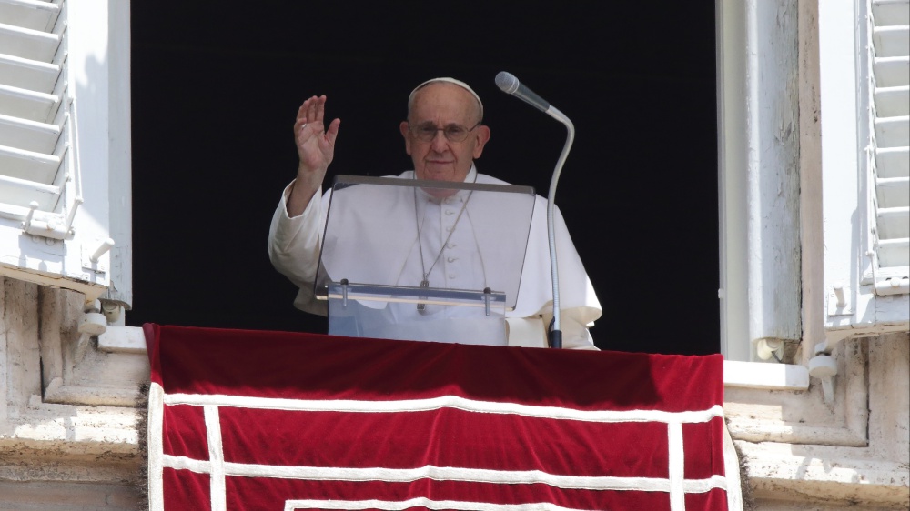 Il Papa difende gli anziani, rivolge un appello contro i cambiamenti climatici e non dimentica Ucraina e migranti