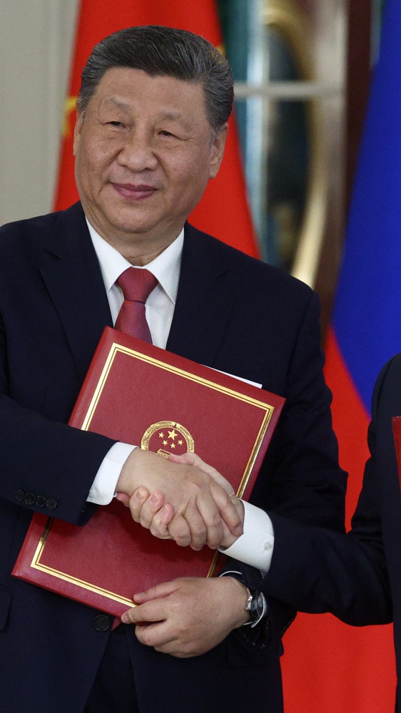 Il presidente cinese Xi JInping ancora in visita a Mosca, grande cordialità con Putin, parteciperà alle celebrazioni per il giorno della vittoria