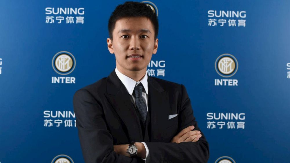 Il presidente dell'Inter Zhang su Instagram, Dal Pino pagliaccio