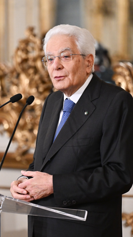 Il Presidente della Repubblica, Sergio Mattarella, "La guerra in Ucraina ha demolito la pace" e su Gaza e Gaza parla di situazione insostenibile