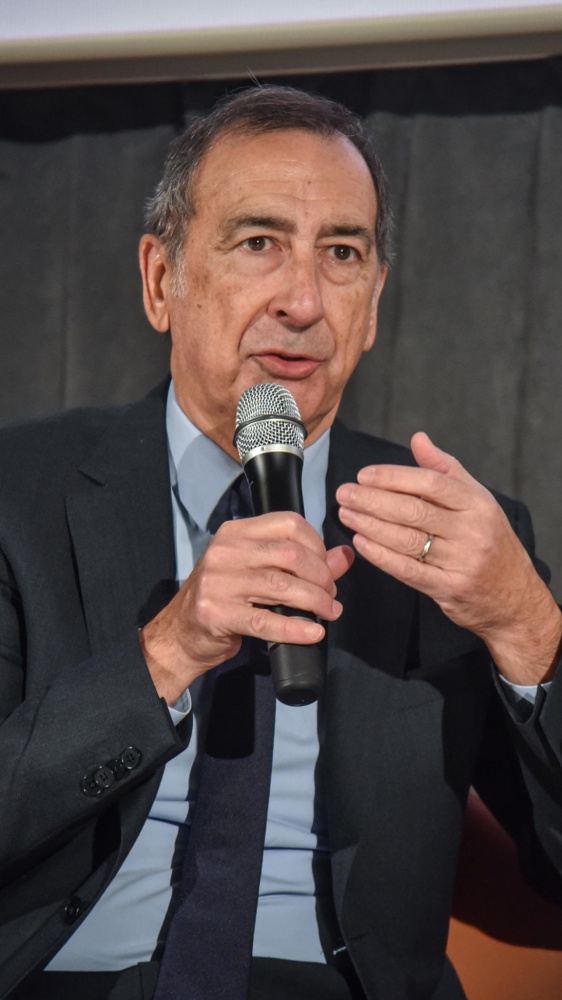 Il sindaco di Milano Beppe Sala a RTL 102.5: “Provato dall'inchiesta, non è piacevole. Possono esserci stati errori, ma rivendico gran parte delle operazioni edilizie a Milano”