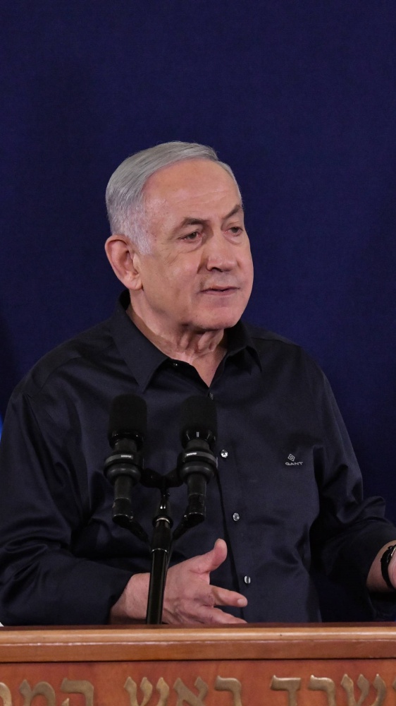 Imminente la risposta di Israele all'Iran. Netanyahu: "Abbiamo il diritto di difenderci ed è ciò che faremo"