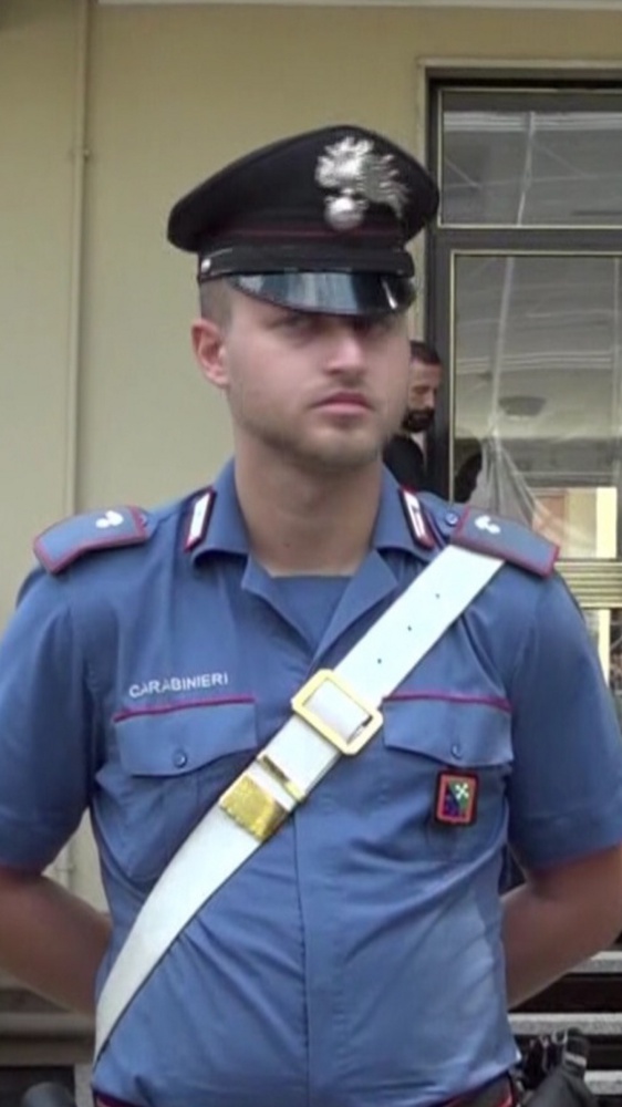In provincia di Torino un uomo uccide la moglie e poi si toglie la vita, gettandosi nel lago di Avigliana