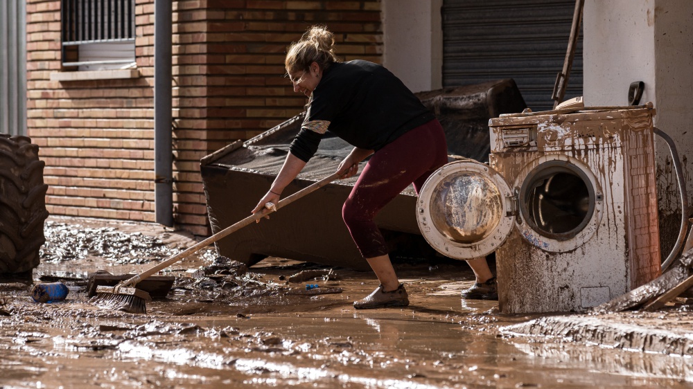 In Spagna piove ancora, nella regione di Valencia sono almeno 200 le vittime delle alluvioni