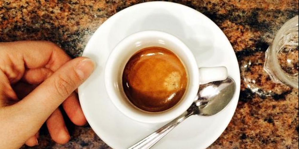 In un coffee shop di Londra si beve il caffè più buono del mondo, una  tazzina costa 65 sterline