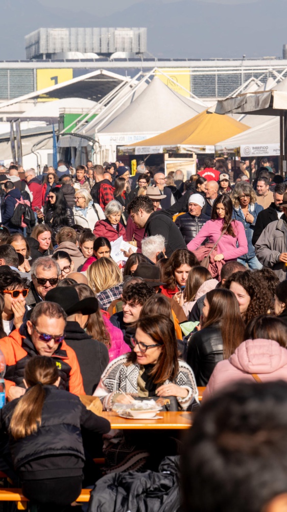 Inaugurata, oggi, a Verona, la 127esima edizione di Fieracavalli. Presenti 2.200 cavalli da 25 Paesi