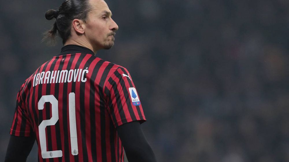 Infortunio per Zlatan Ibrahimovic, si teme un lungo stop, lo svedese potrebbe essere arrivato a fine carriera