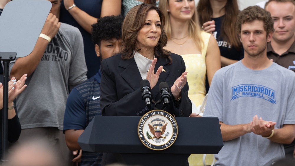 Inizia la corsa alla Casa Bianca di Kamala Harris che non perde tempo e attacca Trump