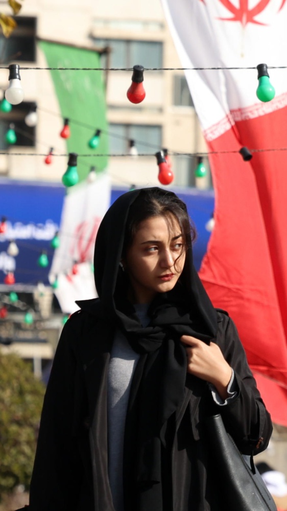 Iran: nuove repressioni per i dissidenti, arrestata ancora Narges Mohammadi, premio Nobel per la pace 2023 