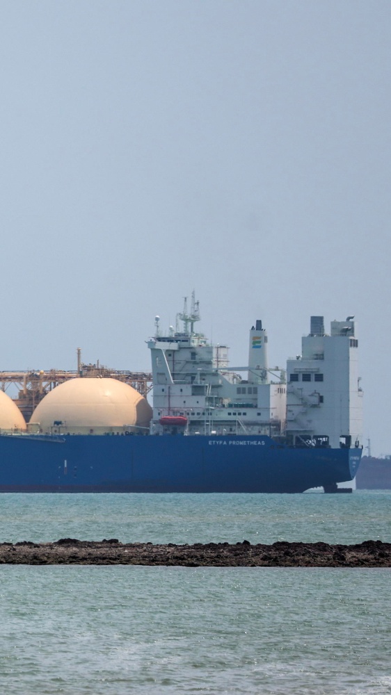 Iran-Usa verso nuovi colloqui in Pakistan, Hormuz resta bloccato e cresce la pressione internazionale