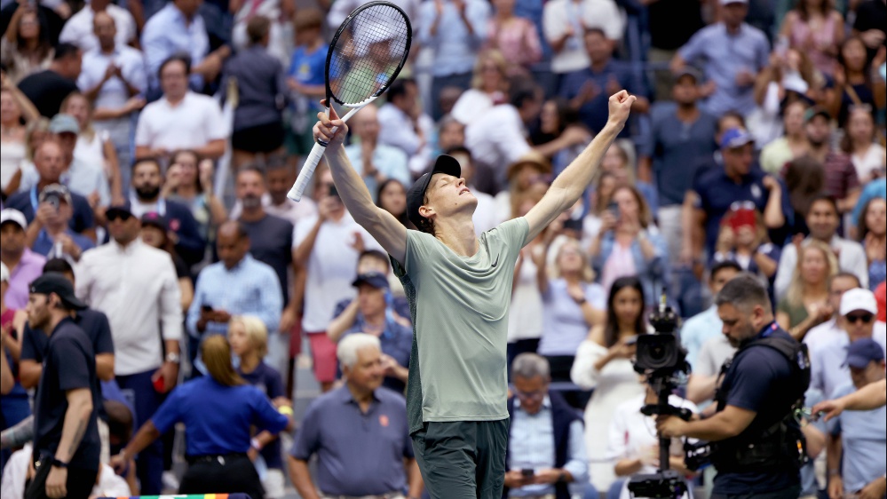 Jannik Sinner conquista lo Us Open, nella finale battuto l'americano Fritz 3 set a zero