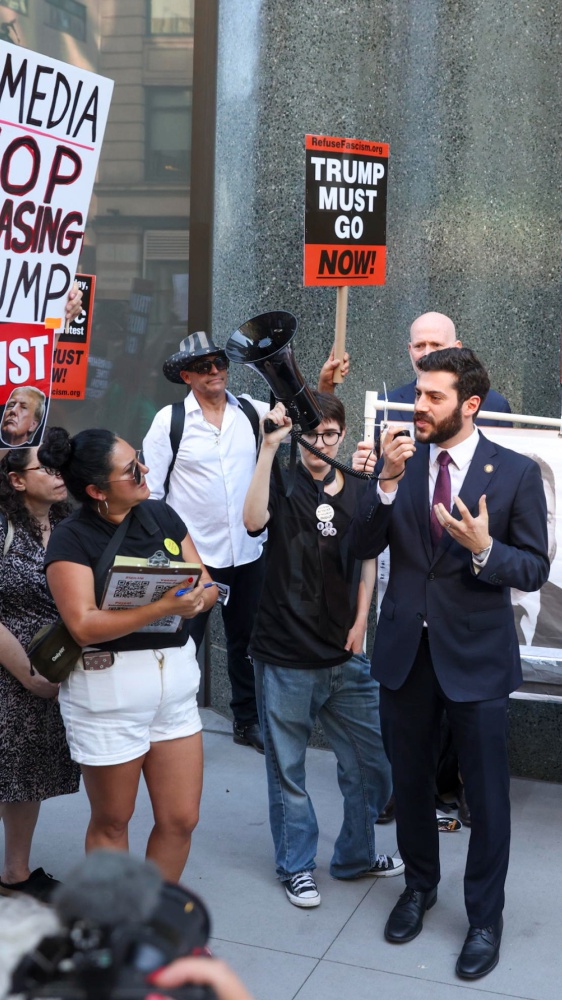Jimmy Kimmel, bufera in Disney: tensioni e proteste dopo la sospensione
