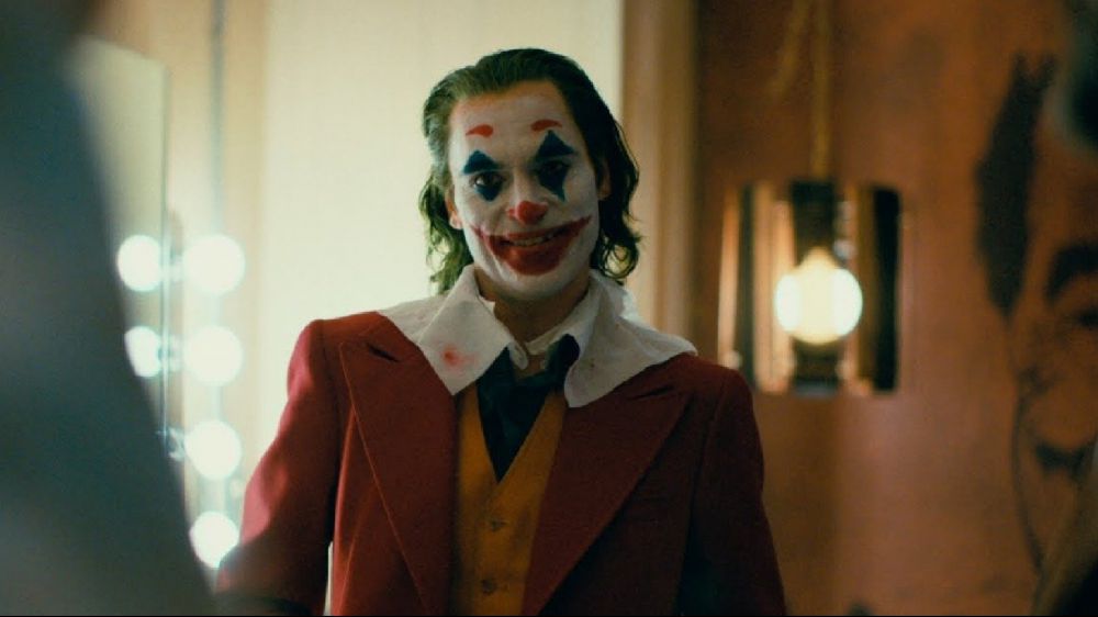Joker esce oggi in Italia, ma è allerta negli Usa