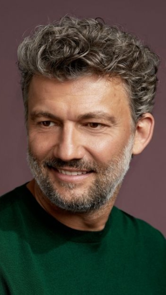Jonas Kaufmann, una celebrazione dell'opera all'Arena di Verona. Il pubblico lo acclama e chiede 8 bis