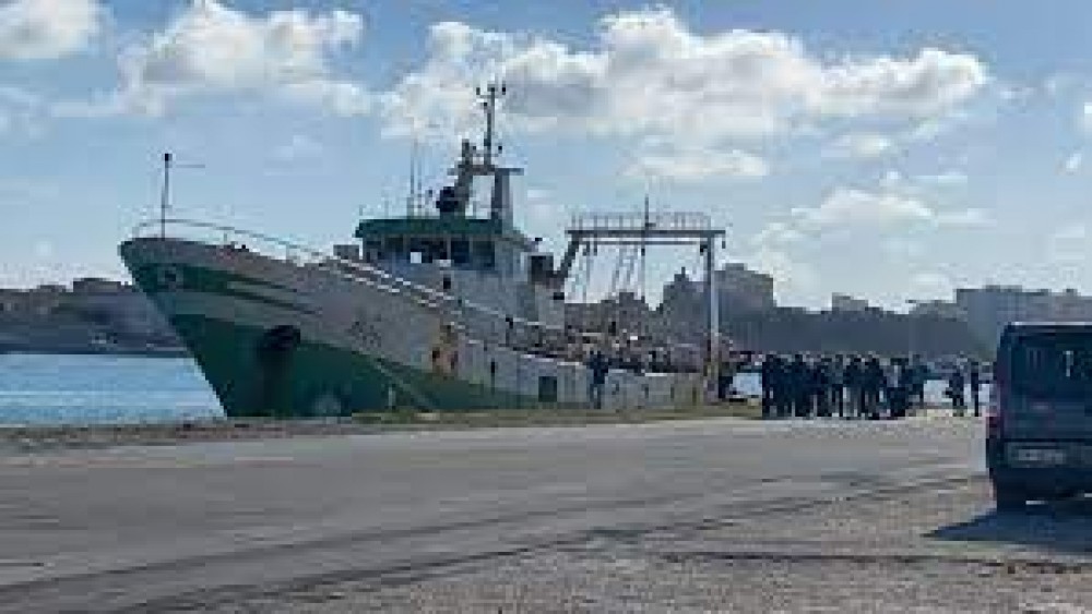 L'Aliseo è a Mazara del Vallo, il peschereccio italiano, giovedì, è stato obbiettivo degli spari di una motovedetta libica