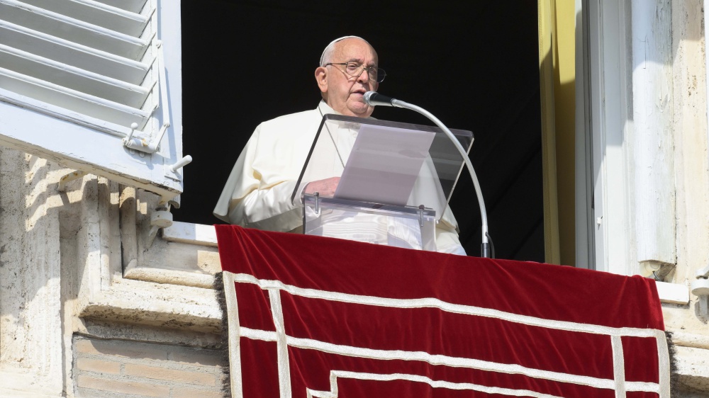 "L'Italia non fa figli, servono i migranti": le parole di Papa Francesco fanno riflettere il mondo intero