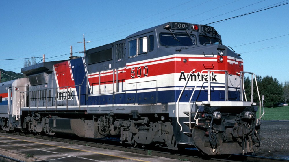 La compagnia ferroviaria Amtrak compie oggi 50 anni e gli americani stanno riscoprendo il treno