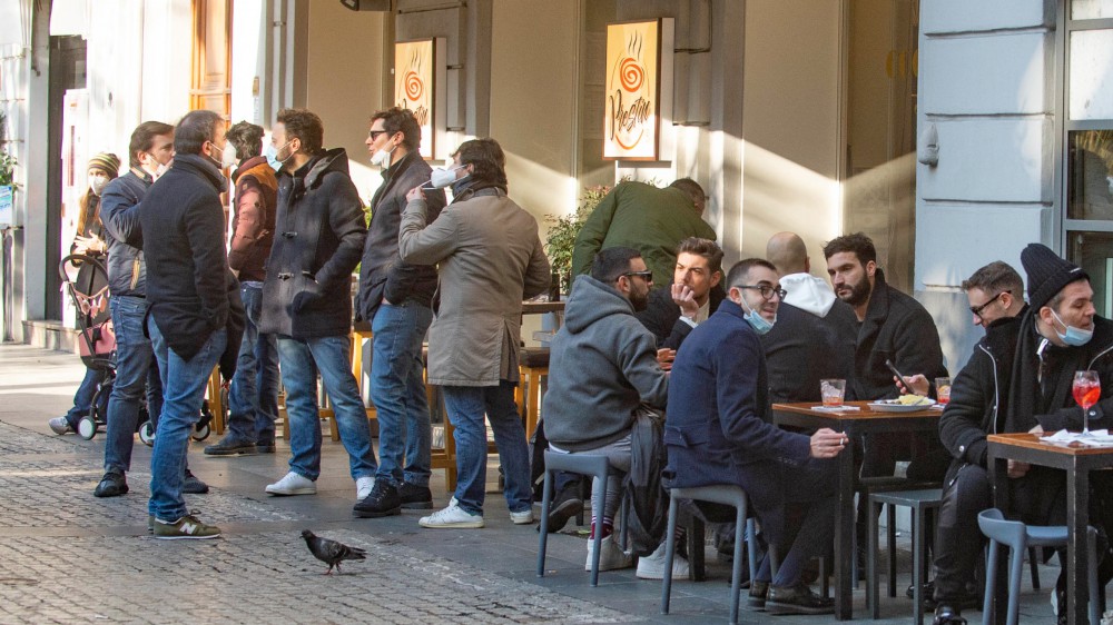 La domenica in zona gialla degli italiani, secondo il governo non riusciamo a gestire la nostra libertà