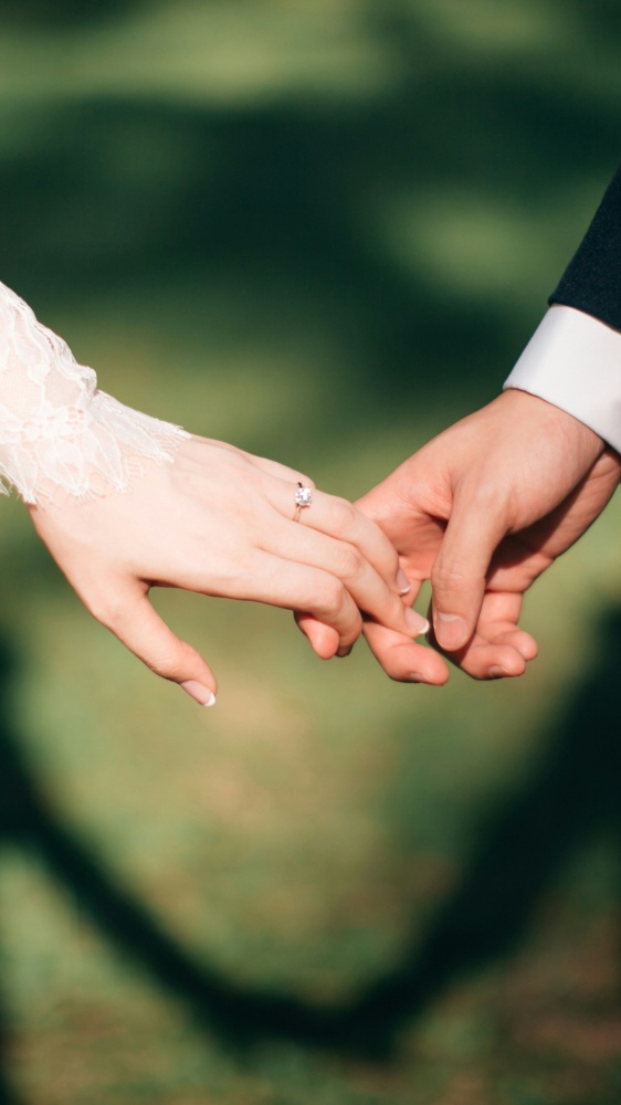 La festa di divorzio, prima il tribunale e poi il party di addio