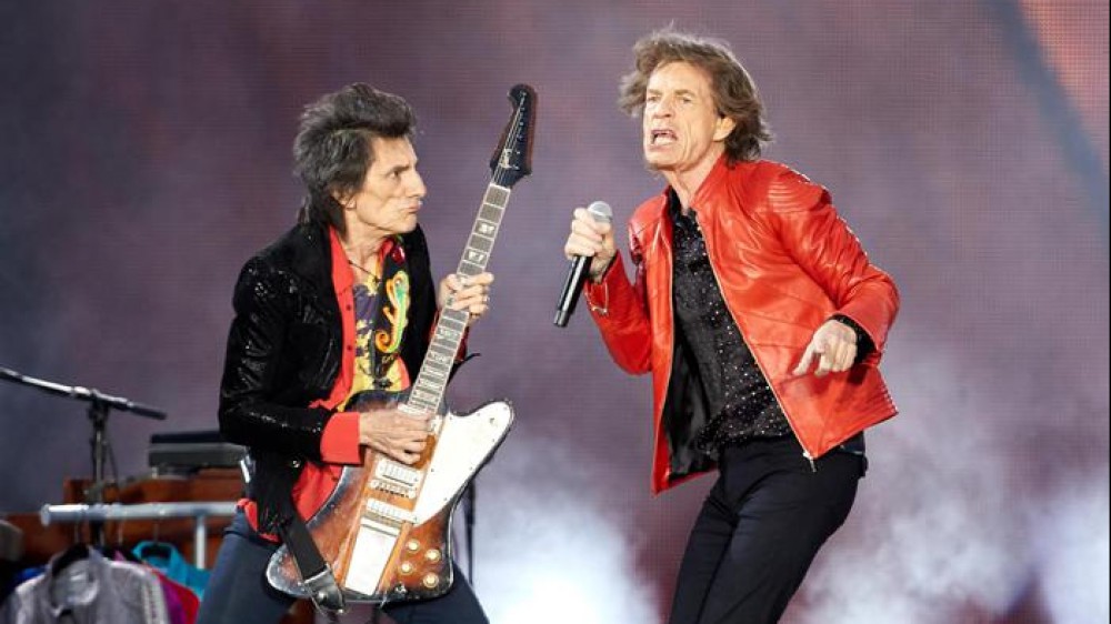 La grande rock band dei Rolling Stones è pronta a fare il suo debutto televisivo: in arrivo una serie tv che racconta la loro incredibile carriera