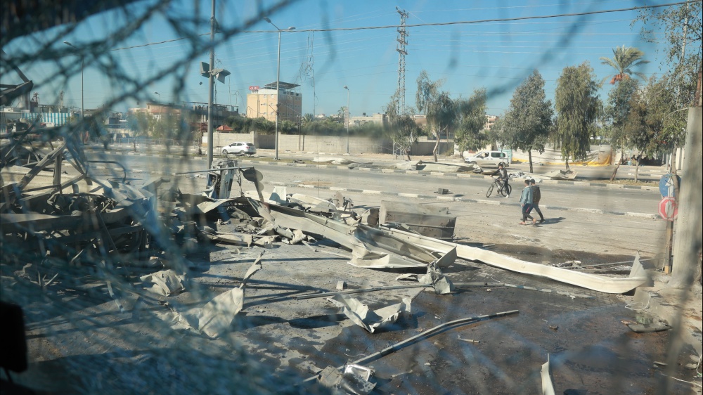 La guerra in Medio Oriente, l’esercito israeliano trova foto e video degli ostaggi nei computer rinvenuti nell’ospedale Shifa, Israele annuncia la presa del porto di gaza