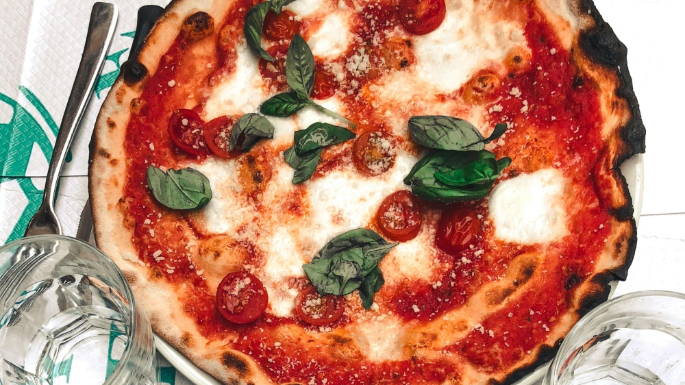 La migliore pizzeria al mondo è a New York, nella top ten Napoli, Caserta, Milano e Roma