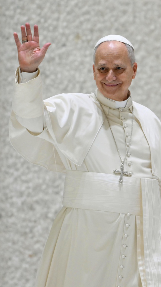 La nuova casa di Papa Leone XIV: una mansarda senza sfarzo di colore bianco