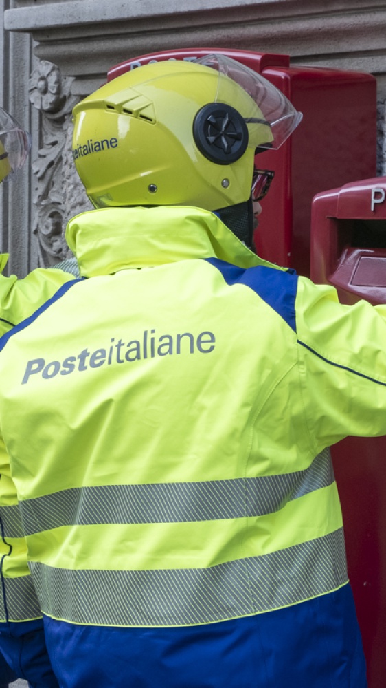 La postina che non suonava più, a Cassino denunciata una portalettere che da dieci anni tratteneva ogni corrispondenza