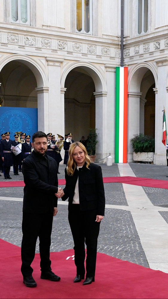 La Russia lavora per la pace e non per una tregua, da Kiev sta partendo un nuovo piano per trovare gli accordi