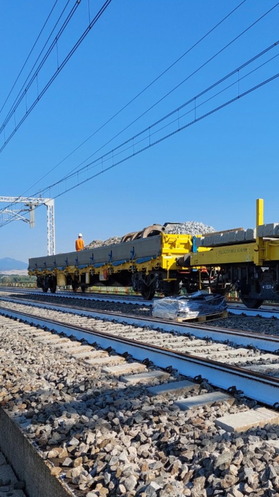 La serata di giovedì 4 inaugura un settembre di sofferenza con scioperi dei treni, aerei e trasporto locale